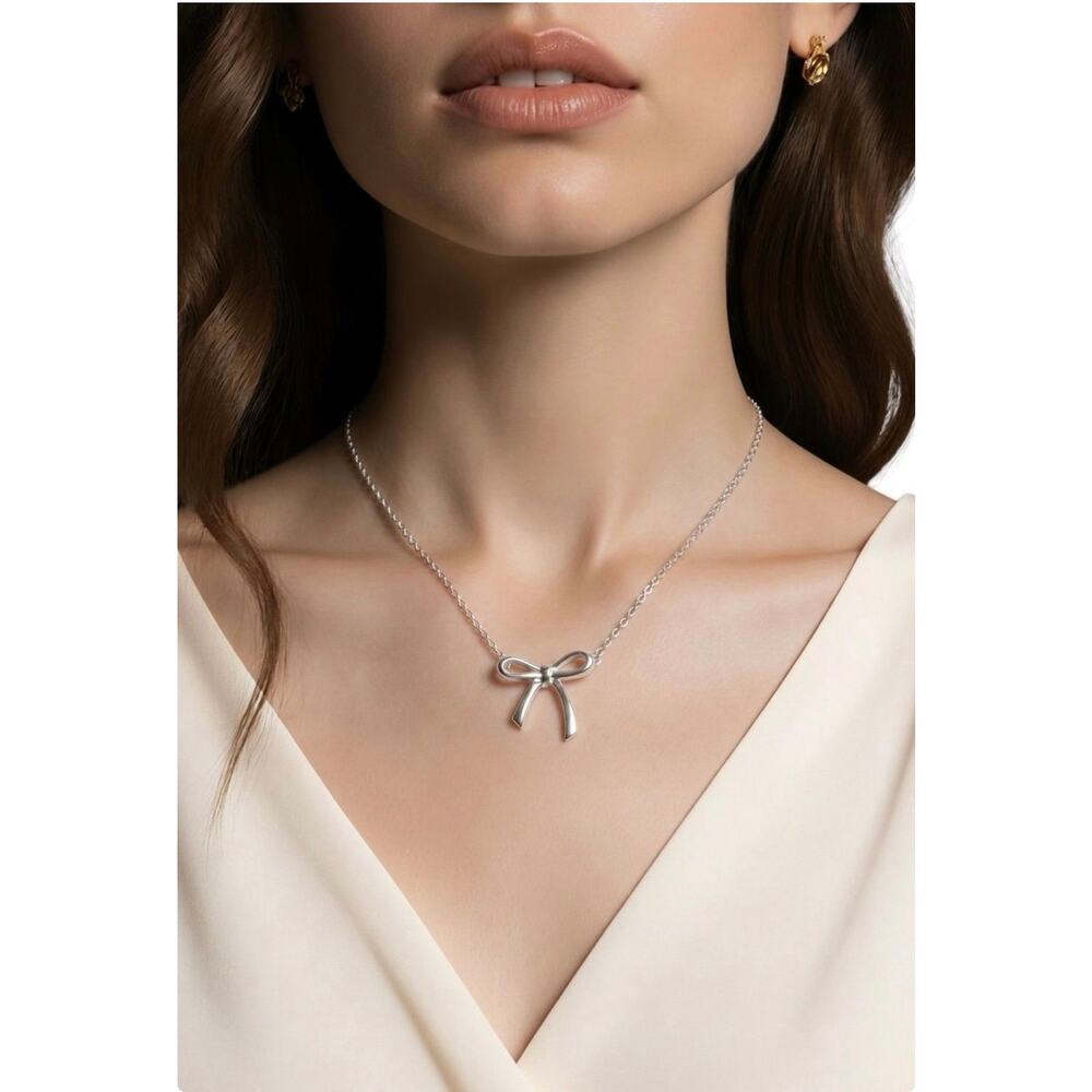 TIFFANY & Co. Sterling Silver Bow Necklace Pendant 925 Minimalist 16 Inch 925 - Picture 6 of 11